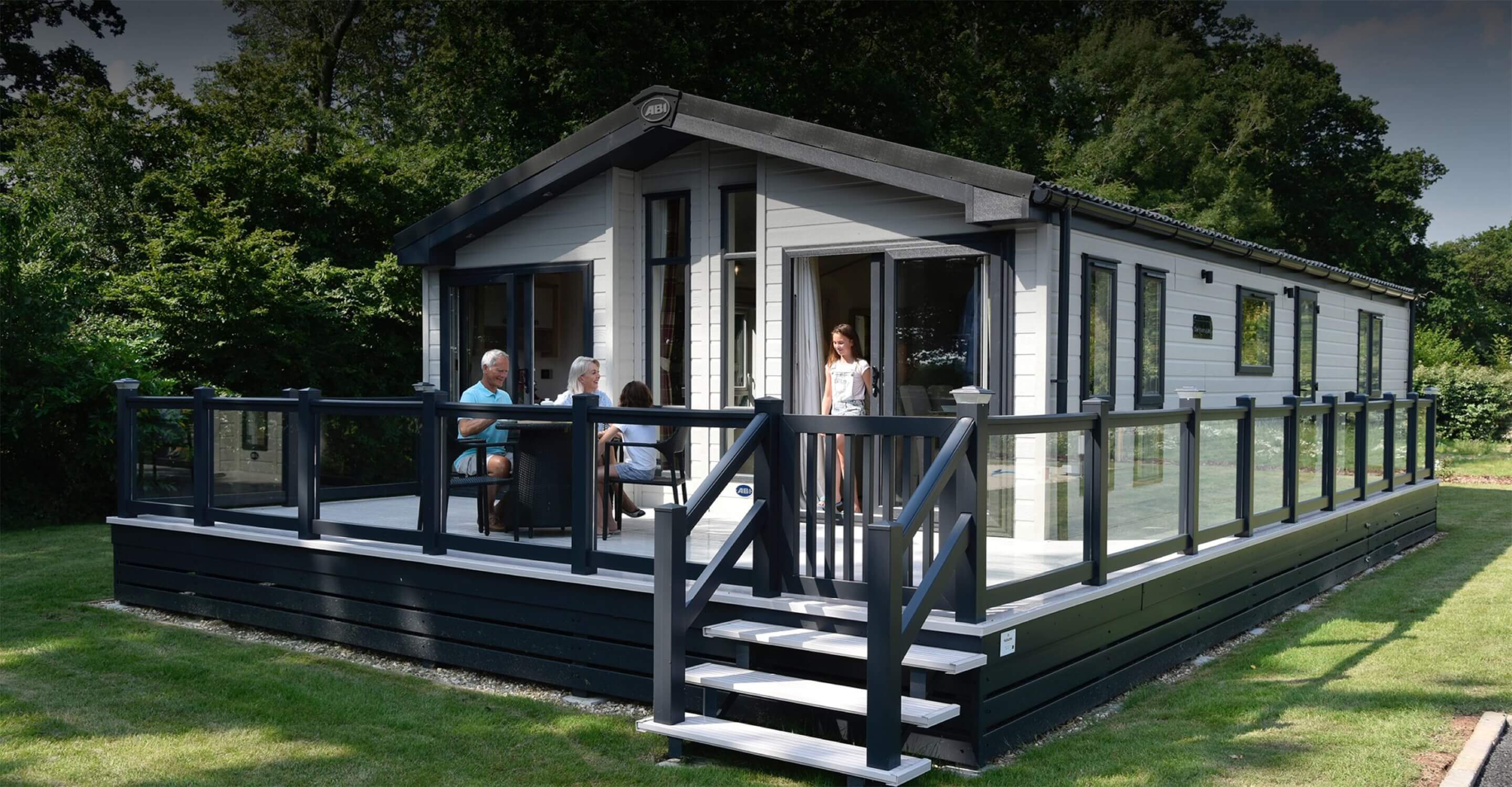 The Environmental Benefits of Vinyl Decking for Holiday Homes